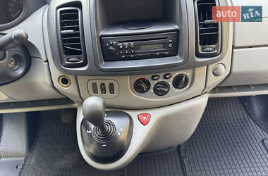 Минивэн Opel Vivaro 2010 в 