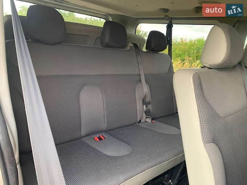 Минивэн Opel Vivaro 2014 в Ровно