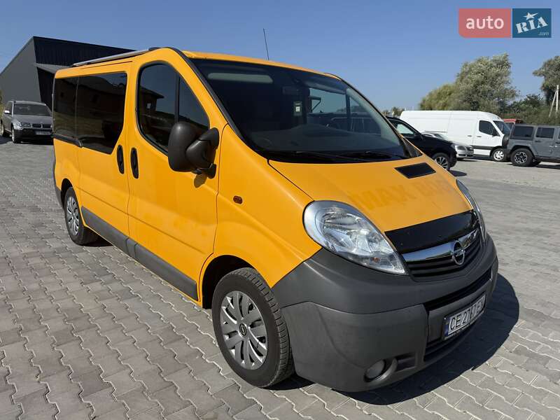 Opel Vivaro 2014