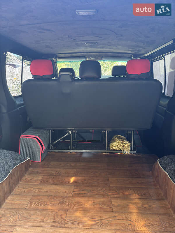 Минивэн Opel Vivaro 2005 в Умани