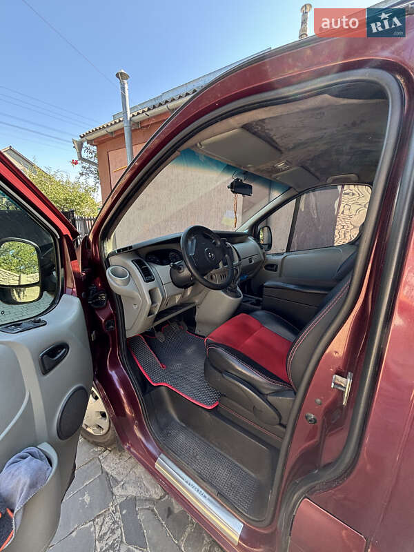 Минивэн Opel Vivaro 2005 в Умани