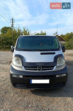Минивэн Opel Vivaro 2003 в Иваничах