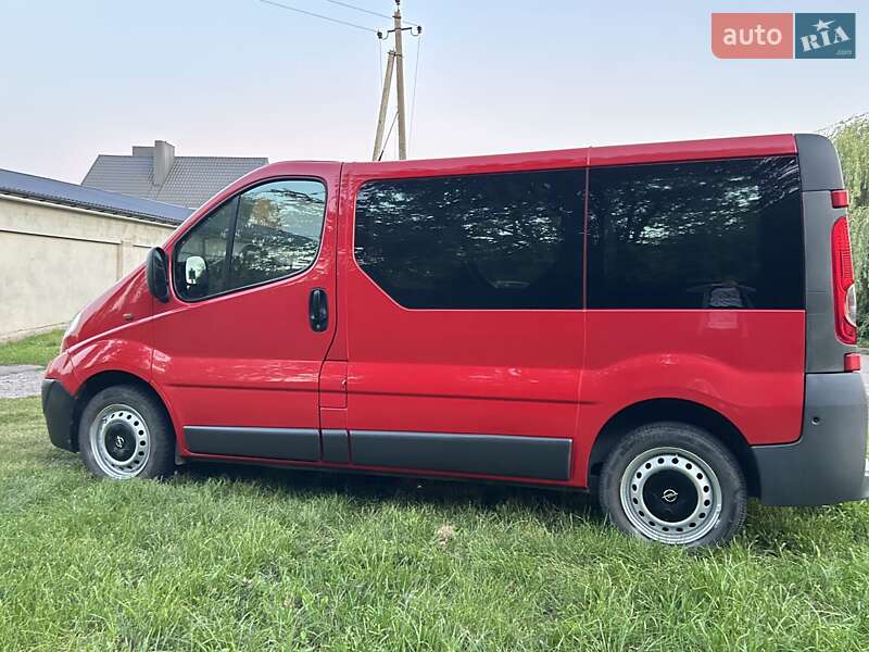 Минивэн Opel Vivaro 2014 в Дубно