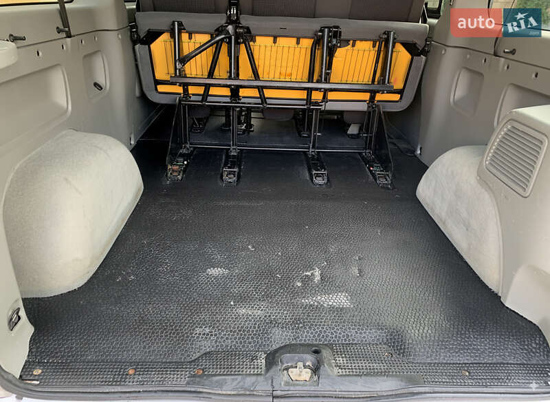 Минивэн Opel Vivaro 2014 в Ровно