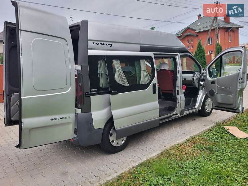 Мінівен Opel Vivaro 2004 в Хмельницькому