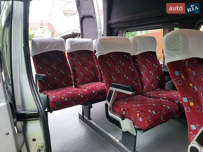 Мінівен Opel Vivaro 2004 в Хмельницькому