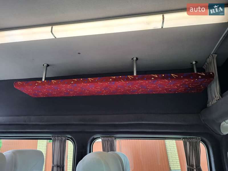 Мінівен Opel Vivaro 2004 в Хмельницькому