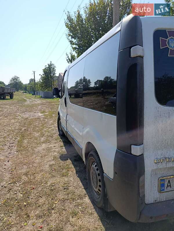 Минивэн Opel Vivaro 2005 в Сумах