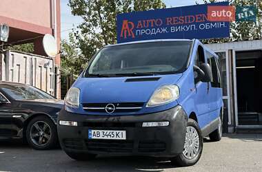 Мінівен Opel Vivaro 2004 в Києві