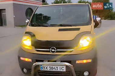 Мінівен Opel Vivaro 2003 в Чемерівцях