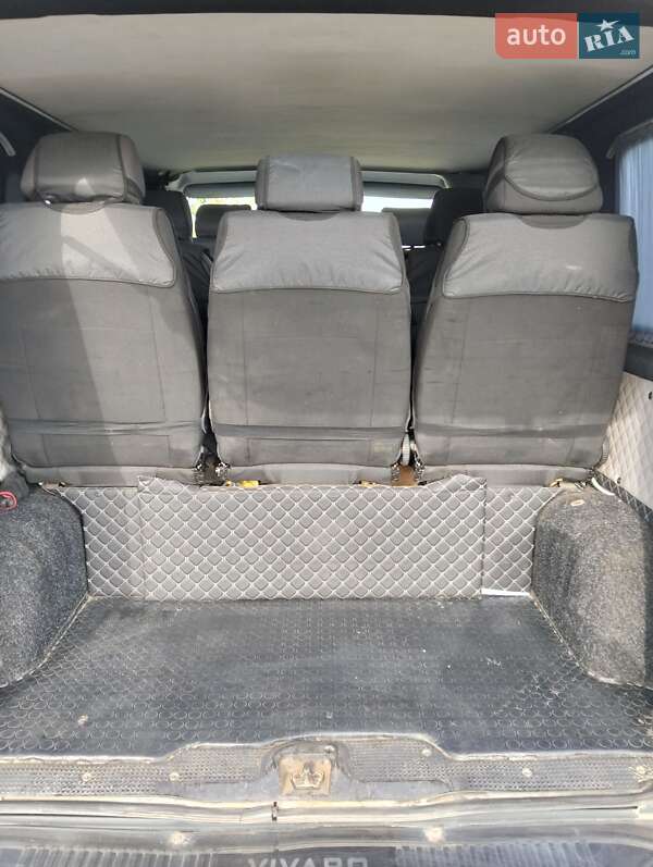 Мінівен Opel Vivaro 2004 в Покрові