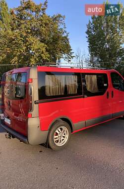 Мінівен Opel Vivaro 2004 в 