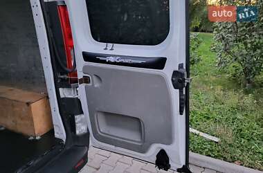 Грузовой фургон Opel Vivaro 2012 в 