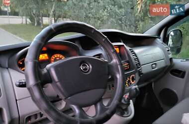 Грузовой фургон Opel Vivaro 2012 в 
