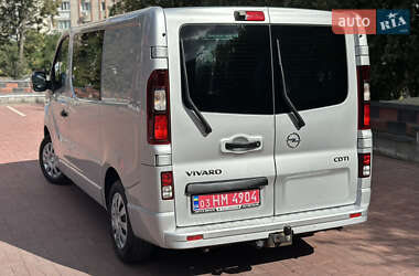 Минивэн Opel Vivaro 2015 в 