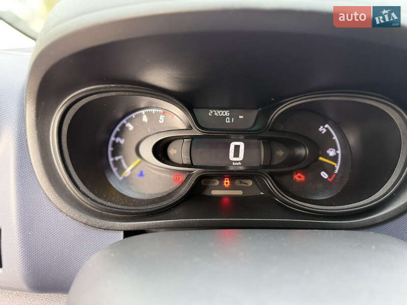 Минивэн Opel Vivaro 2016 в Львове