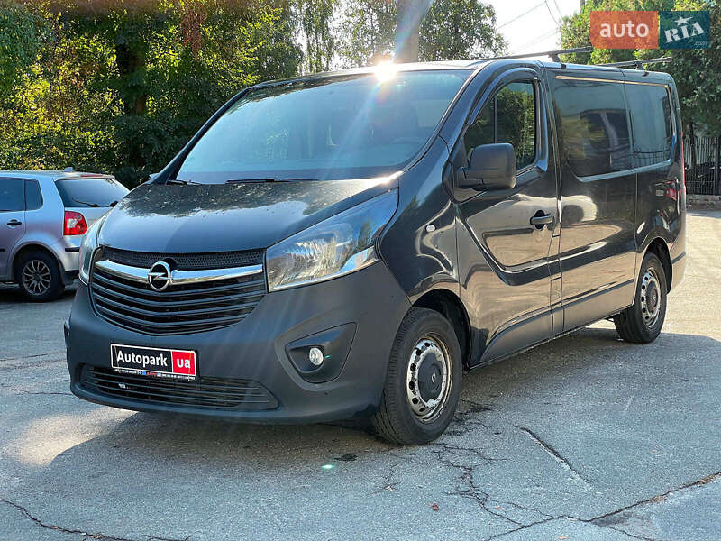 Opel Vivaro 2016