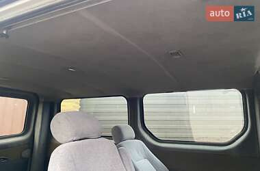 Минивэн Opel Vivaro 2003 в 