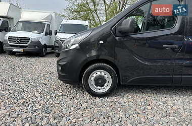 Грузовой фургон Opel Vivaro 2016 в 