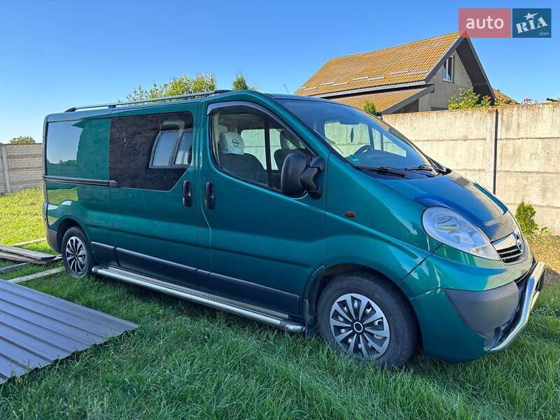 Мінівен Opel Vivaro 2007 в Радивиліві