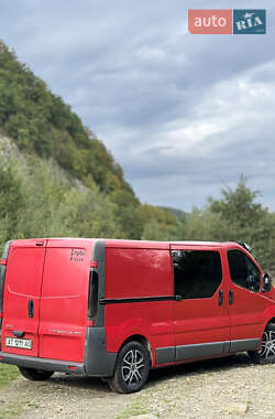 Минивэн Opel Vivaro 2003 в 