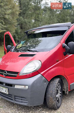 Минивэн Opel Vivaro 2003 в 