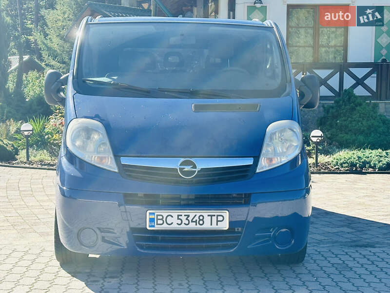 Минивэн Opel Vivaro 2007 в Львове