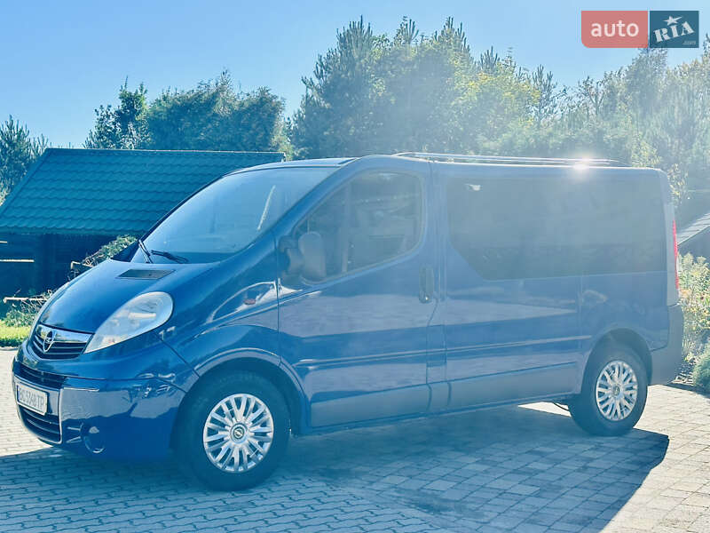 Минивэн Opel Vivaro 2007 в Львове