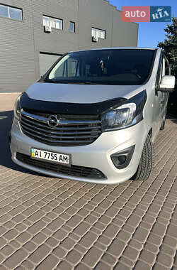 Минивэн Opel Vivaro 2015 в Киеве