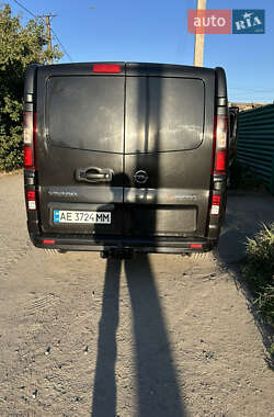 Грузовой фургон Opel Vivaro 2014 в 