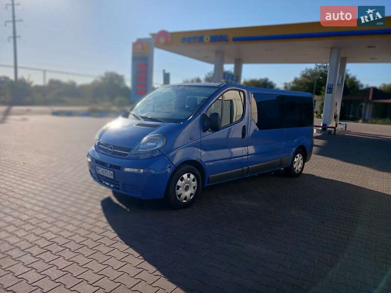 Минивэн Opel Vivaro 2003 в Одессе
