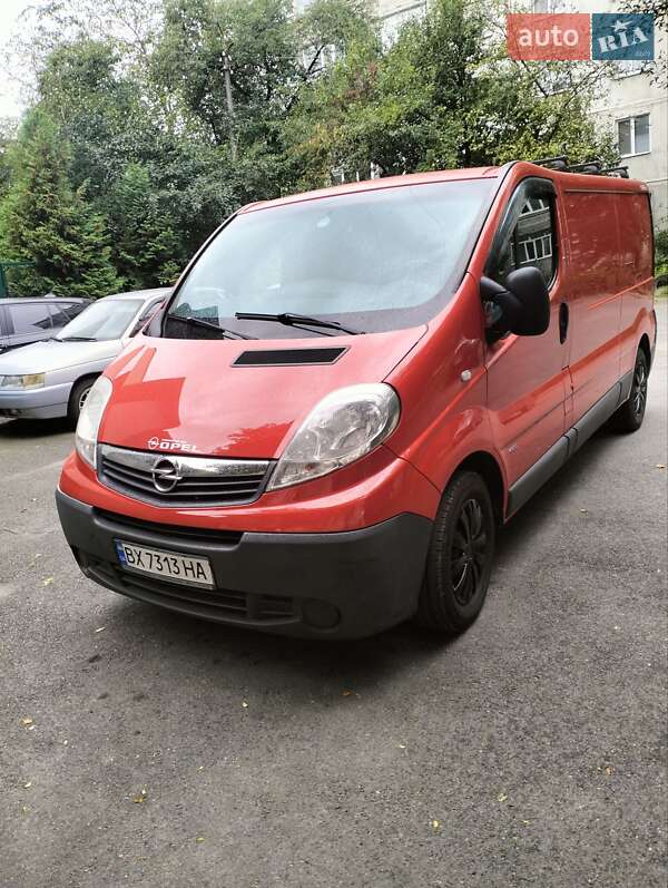 Opel Vivaro 2014