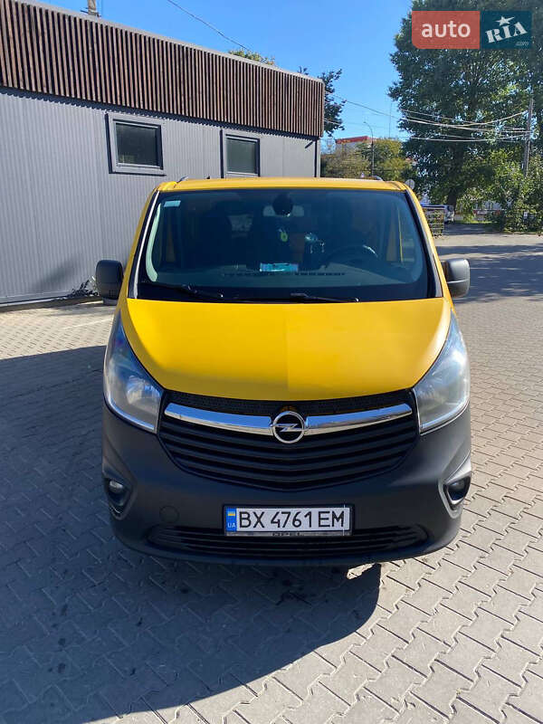 Opel Vivaro 2016