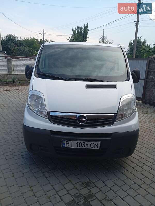 Opel Vivaro 2013