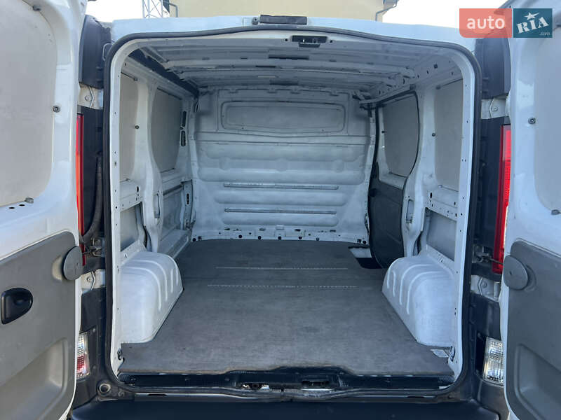 Грузовой фургон Opel Vivaro 2014 в Рожище