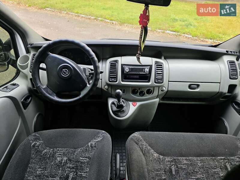Минивэн Opel Vivaro 2006 в Чернигове