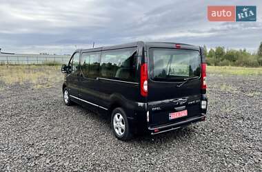 Минивэн Opel Vivaro 2012 в 