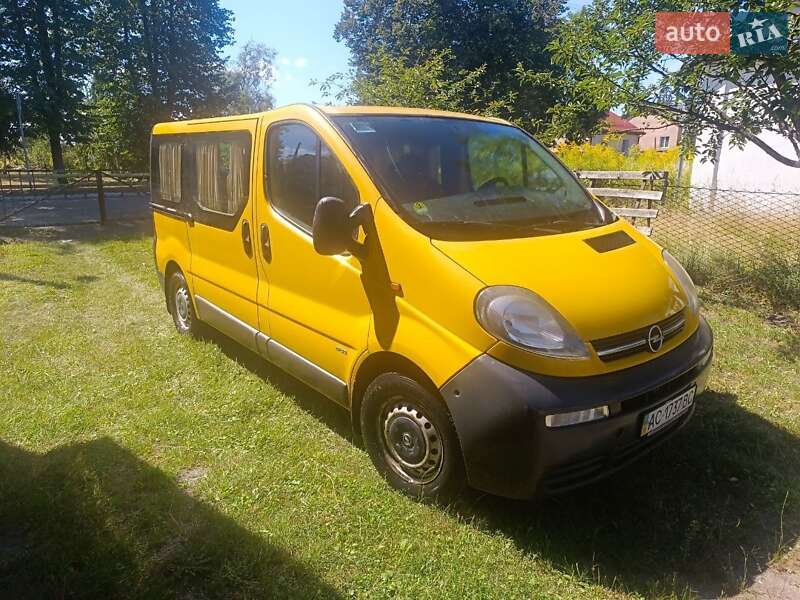 Opel Vivaro 2004