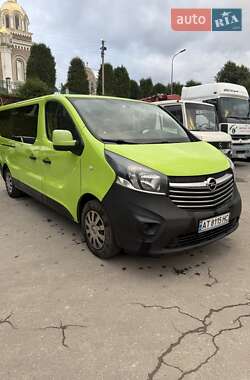 Минивэн Opel Vivaro 2015 в Ивано-Франковске