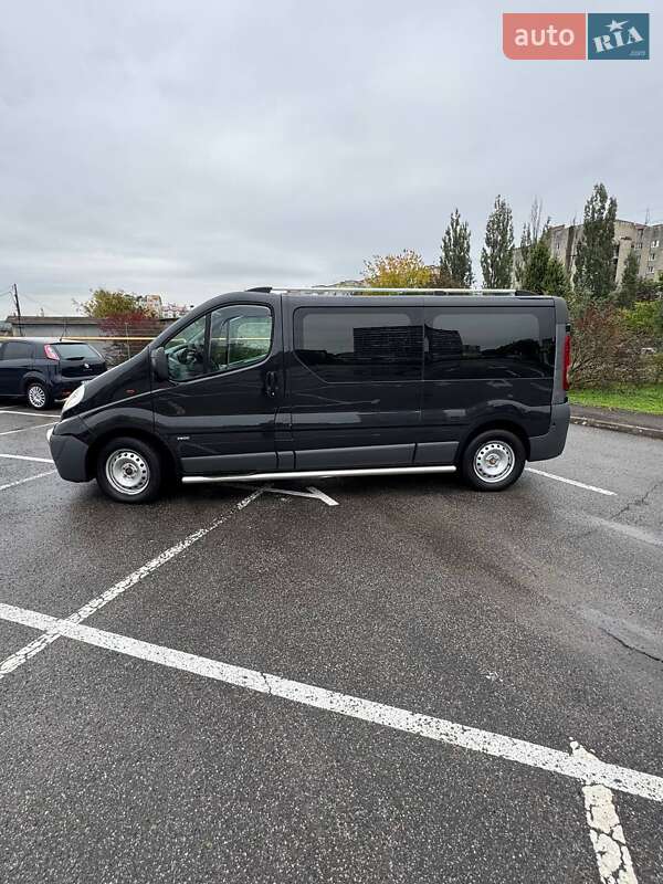 Мінівен Opel Vivaro 2010 в Івано-Франківську