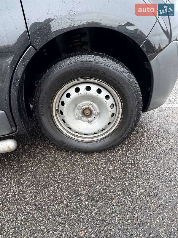 Мінівен Opel Vivaro 2010 в Івано-Франківську