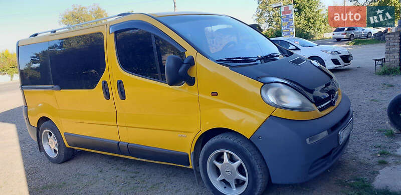 Opel Vivaro 2004
