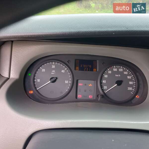 Грузопассажирский фургон Opel Vivaro 2007 в Виннице