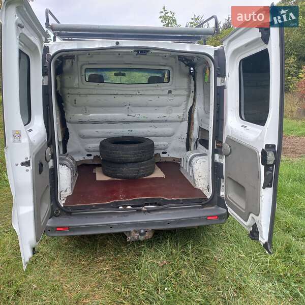 Грузопассажирский фургон Opel Vivaro 2007 в Виннице