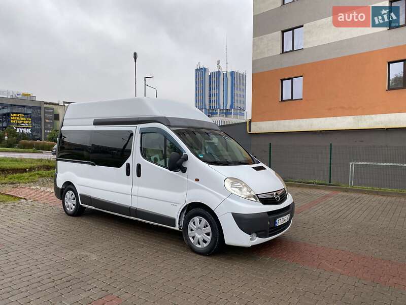 Минивэн Opel Vivaro 2009 в Ивано-Франковске фото 17 Минивэн Opel Vivaro 2009 в Ивано-Франковске