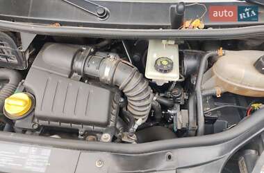 Мінівен Opel Vivaro 2006 в  фото 3 Мінівен Opel Vivaro 2006 в