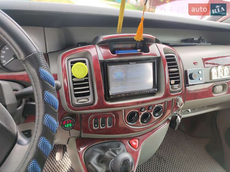 Минивэн Opel Vivaro 2006 в Киеве фото 9 Минивэн Opel Vivaro 2006 в Киеве