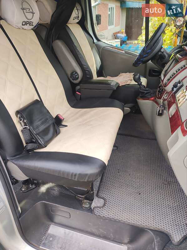 Минивэн Opel Vivaro 2006 в Киеве фото 13 Минивэн Opel Vivaro 2006 в Киеве