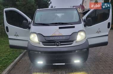 Минивэн Opel Vivaro 2005 в 