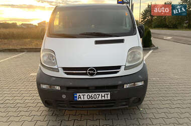 Мінівен Opel Vivaro 2005 в Коломиї